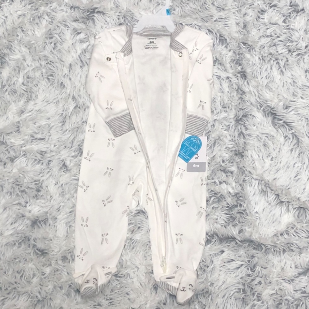 Carter’s white and gray bunny footie - Picture 2 of 6